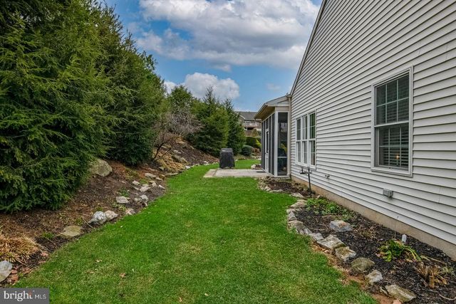45 THEA CT, Womelsdorf, PA 19567