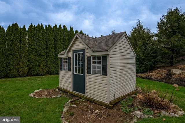 45 THEA CT, Womelsdorf, PA 19567