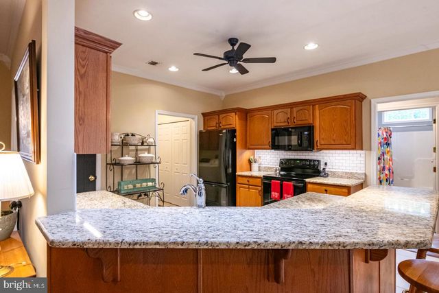 45 THEA CT, Womelsdorf, PA 19567