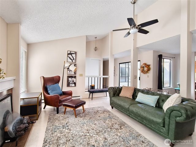 15930 NE 15th Street, Bellevue, WA 98008