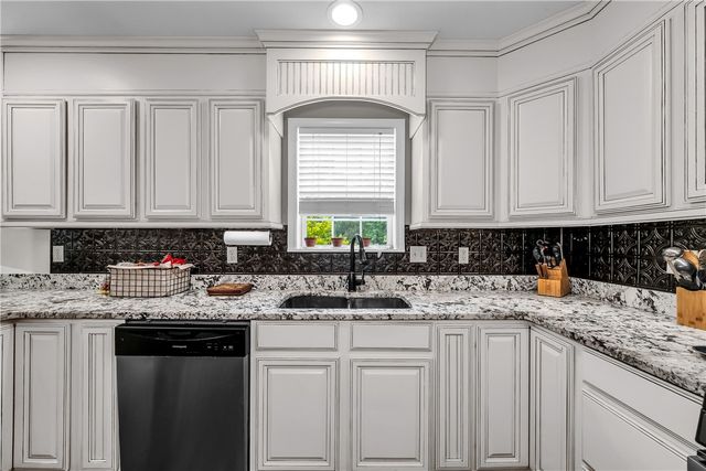 118 CR 6091, Berryville, AR 72616