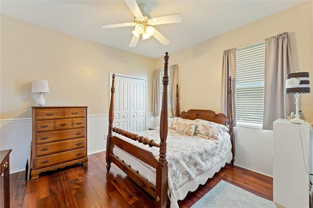 8715 HIDDEN GREEN LANE, Tampa, FL 33647