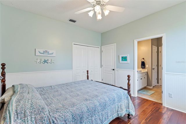 8715 HIDDEN GREEN LANE, Tampa, FL 33647