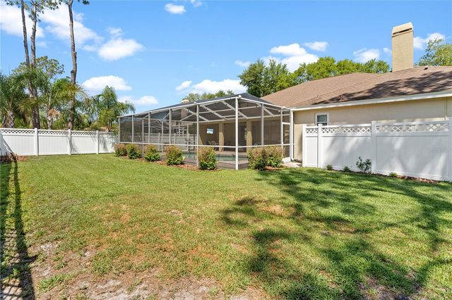 8715 HIDDEN GREEN LANE, Tampa, FL 33647