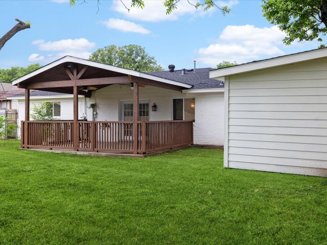 5217 Nell Street, Fort Worth, TX 76119