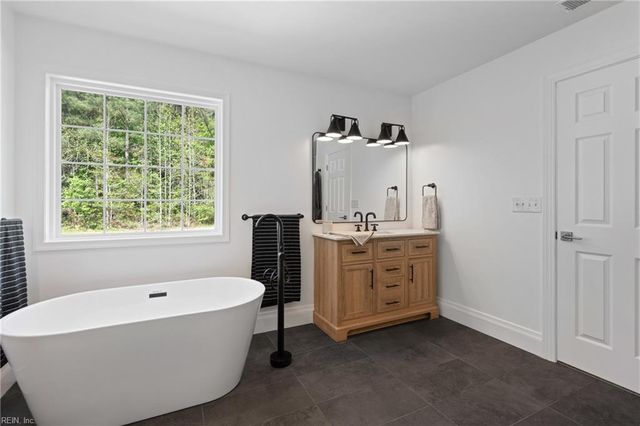 1124 Saint Brides RD W, Chesapeake, VA 23322