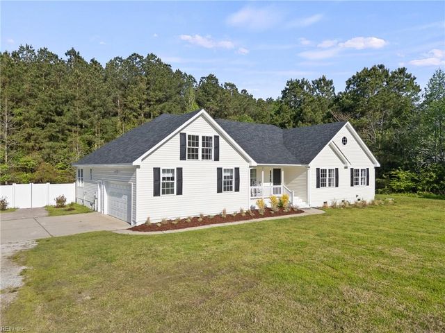 1124 Saint Brides RD W, Chesapeake, VA 23322