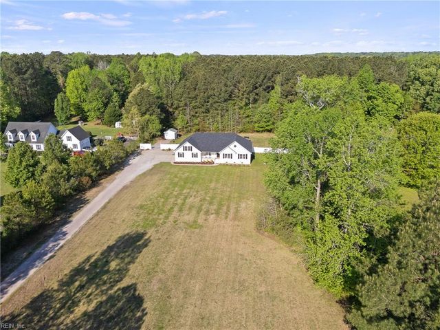 1124 Saint Brides RD W, Chesapeake, VA 23322