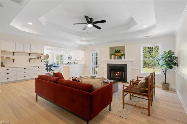 1124 Saint Brides RD W, Chesapeake, VA 23322