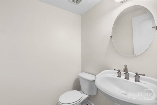 7506 Central Avenue, Savannah, GA 31406