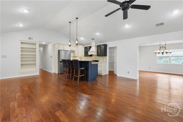 7506 Central Avenue, Savannah, GA 31406