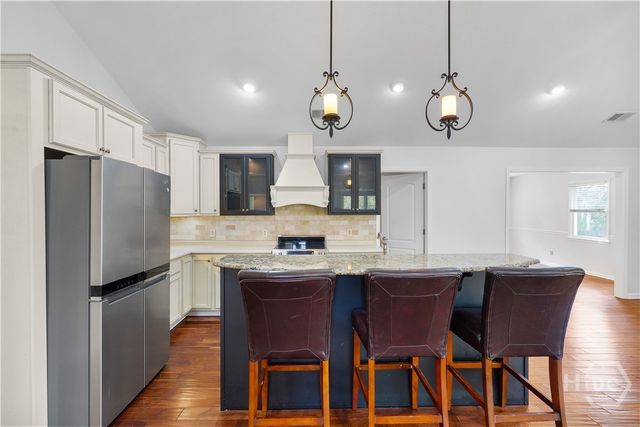 7506 Central Avenue, Savannah, GA 31406