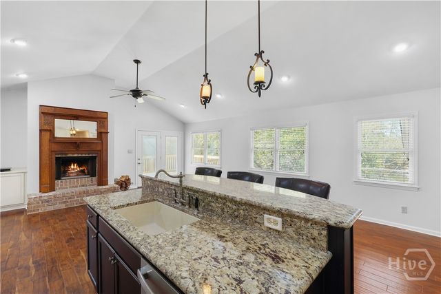 7506 Central Avenue, Savannah, GA 31406