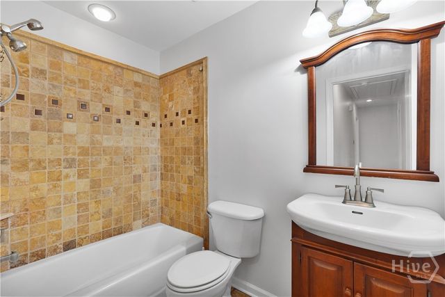 7506 Central Avenue, Savannah, GA 31406