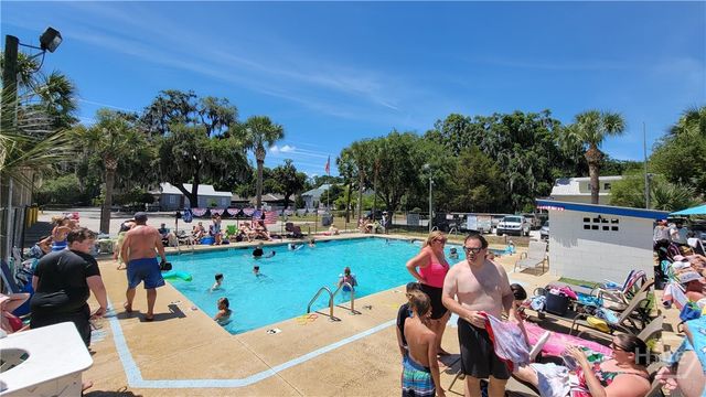 7506 Central Avenue, Savannah, GA 31406