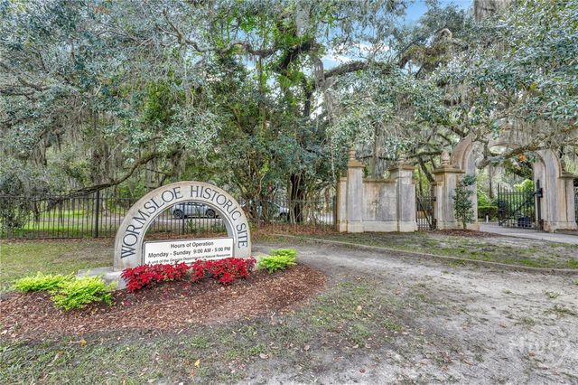 7506 Central Avenue, Savannah, GA 31406