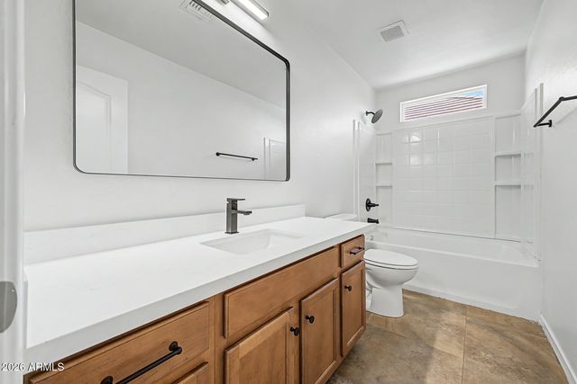 886 S Huish Drive, Gilbert, AZ 85296