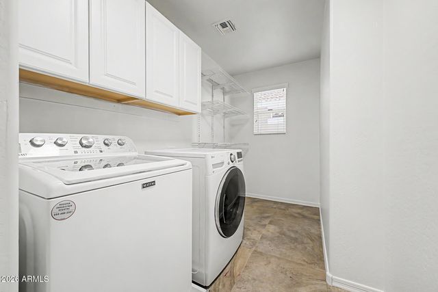 886 S Huish Drive, Gilbert, AZ 85296
