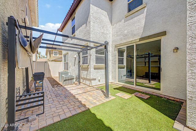 886 S Huish Drive, Gilbert, AZ 85296