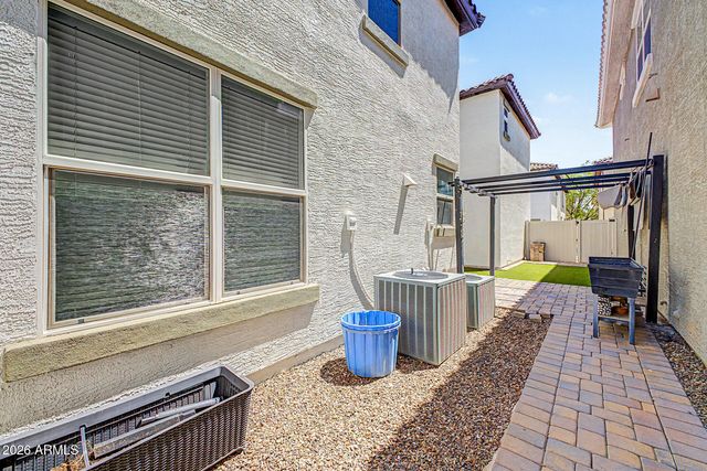886 S Huish Drive, Gilbert, AZ 85296