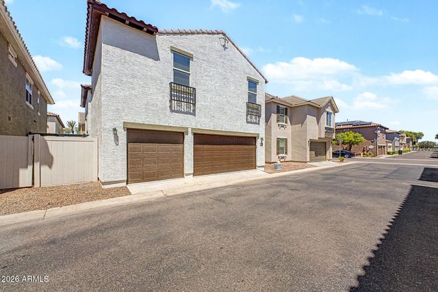 886 S Huish Drive, Gilbert, AZ 85296