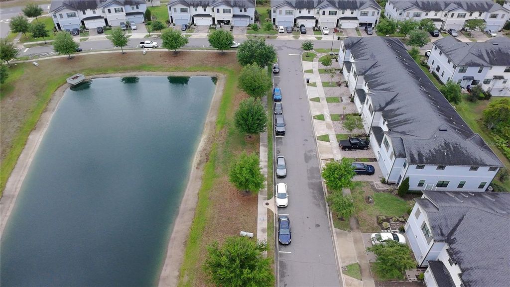 Image 39 of property listing at 11540 WHISTLING PINE WAY, Orlando, FL 32832