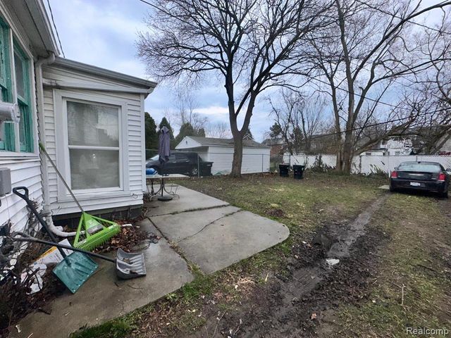 15482 Rutherford Street, Detroit, MI 48227