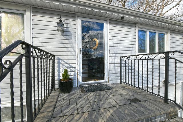 257 Melville Road, South Huntington, NY 11746