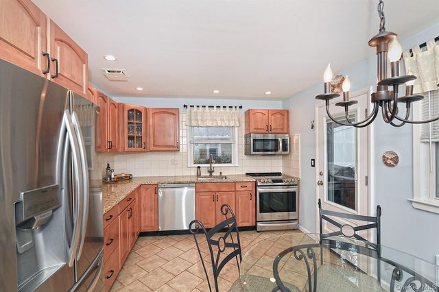 257 Melville Road, South Huntington, NY 11746