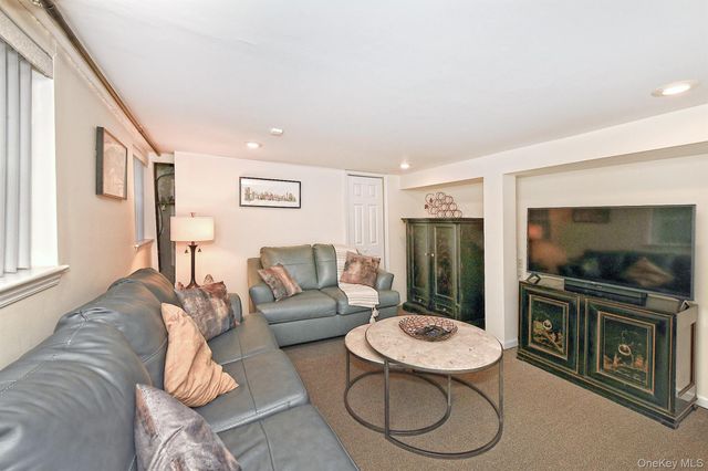 257 Melville Road, South Huntington, NY 11746