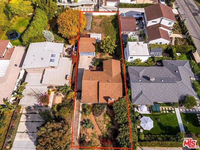 3470 Grand View Boulevard, Los Angeles, CA 90066