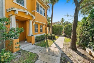 500 Pacific Grove Drive 8, West Palm Beach, FL 33401