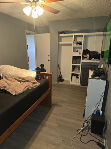 230 NW 7th Ave, Dania Beach, FL 33004