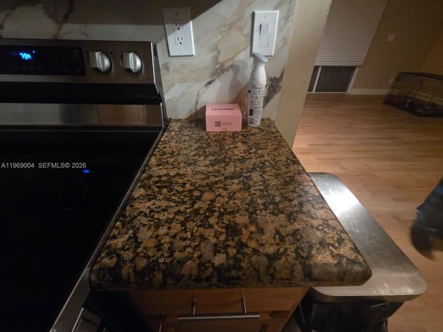 230 NW 7th Ave, Dania Beach, FL 33004