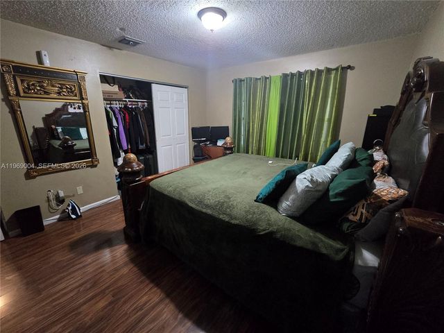 230 NW 7th Ave, Dania Beach, FL 33004