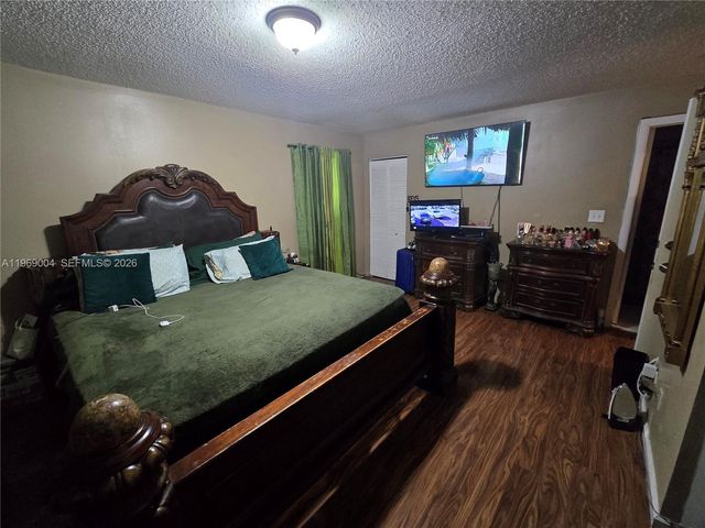 230 NW 7th Ave, Dania Beach, FL 33004