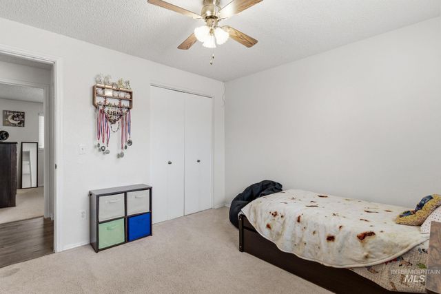 598 E Easy St, Kuna, ID 83634