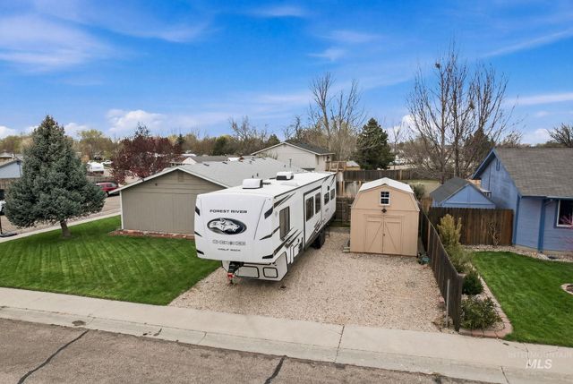 598 E Easy St, Kuna, ID 83634