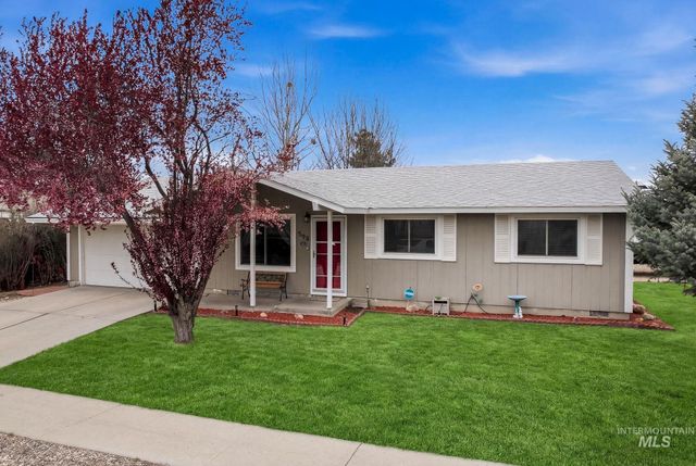 598 E Easy St, Kuna, ID 83634