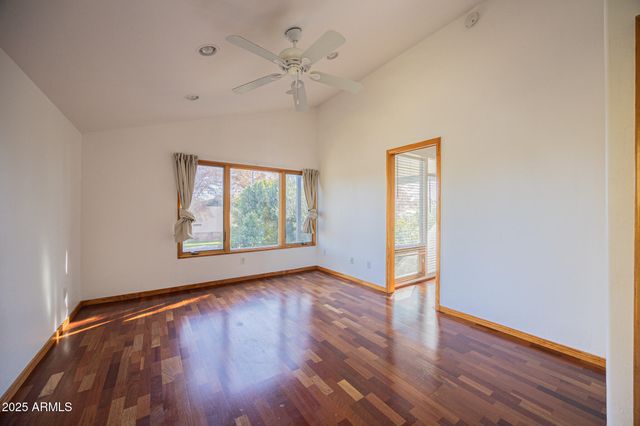 7110 N 7TH Avenue, Phoenix, AZ 85021