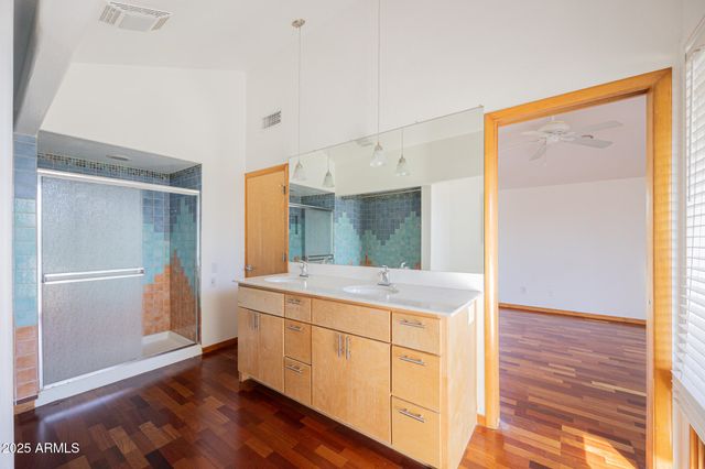 7110 N 7TH Avenue, Phoenix, AZ 85021