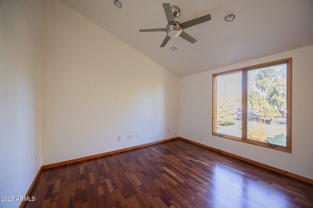 7110 N 7TH Avenue, Phoenix, AZ 85021