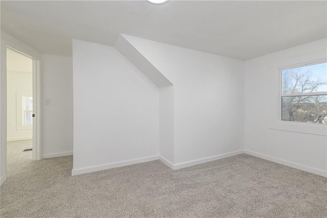 601 S 7th Street, Leavenworth, KS 66048