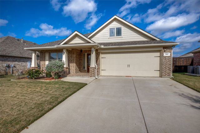 1913 Pavilion Lane, Denton, TX 76210