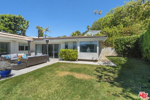 9626 Highridge Drive, Beverly Hills, CA 90210