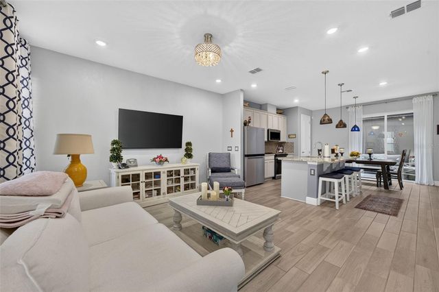5844 BIMINI TWIST LOOP, Orlando, FL 32819