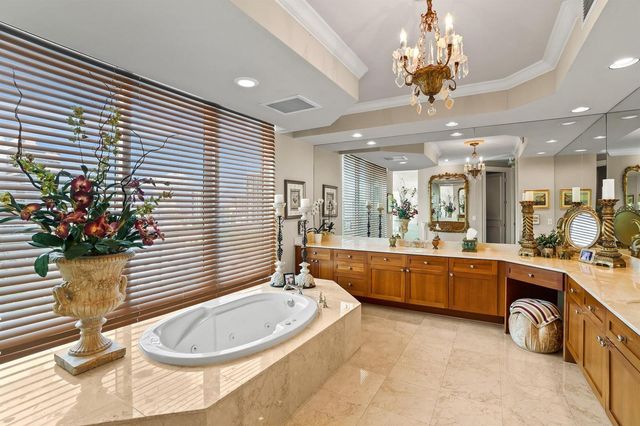 111 SE 8th Avenue 1501, Fort Lauderdale, FL 33301