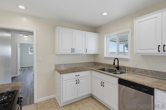 330 35th st, San Diego, CA 92102