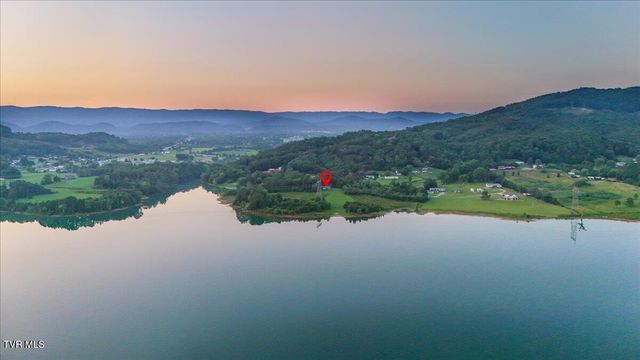 1245 County Line Road, Mooresburg, TN 37811
