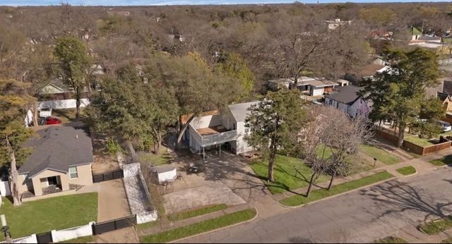928 S Windomere Avenue B, Dallas, TX 75208